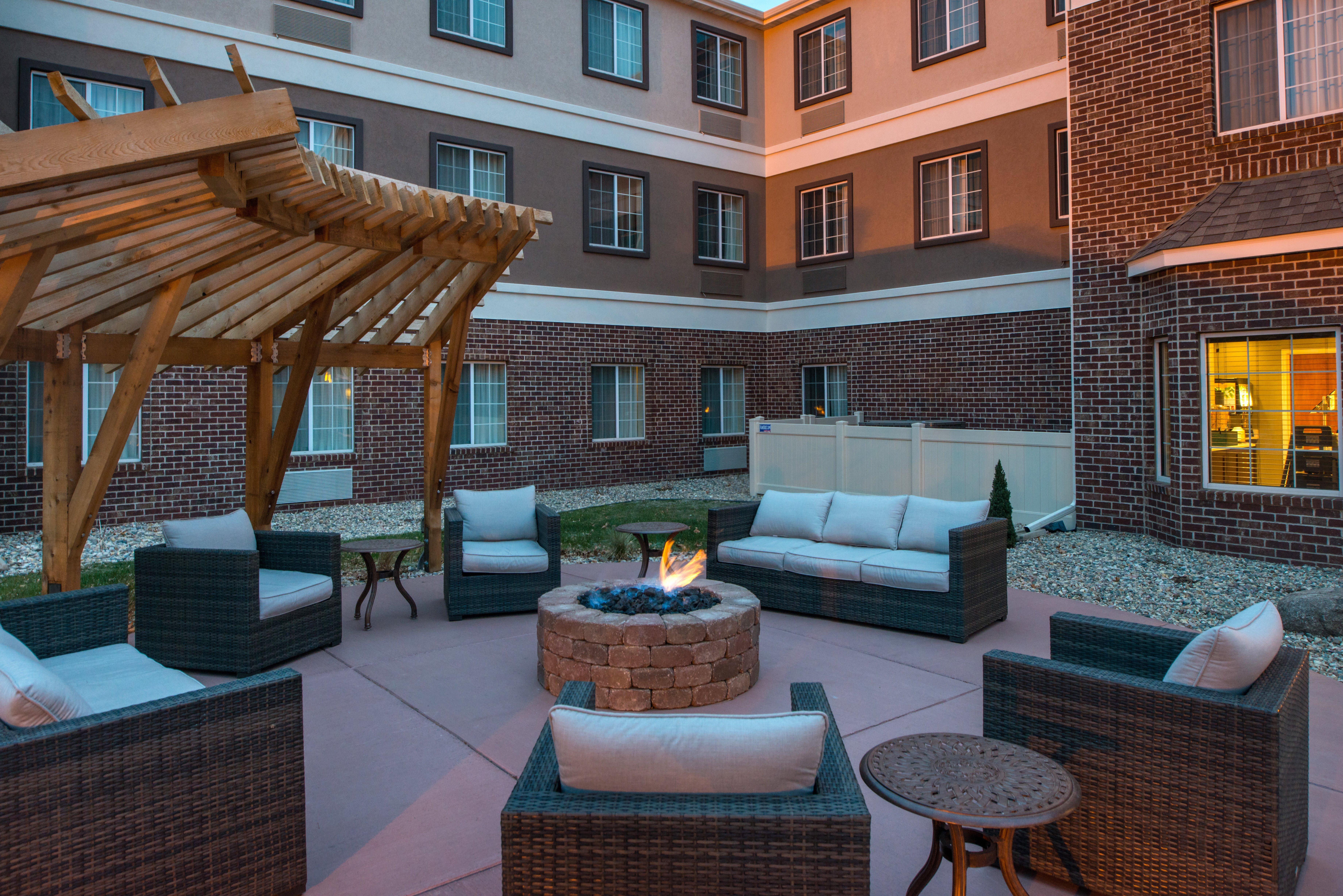 Staybridge Suites Sioux Falls At Empire Mall By Ihg מראה חיצוני תמונה